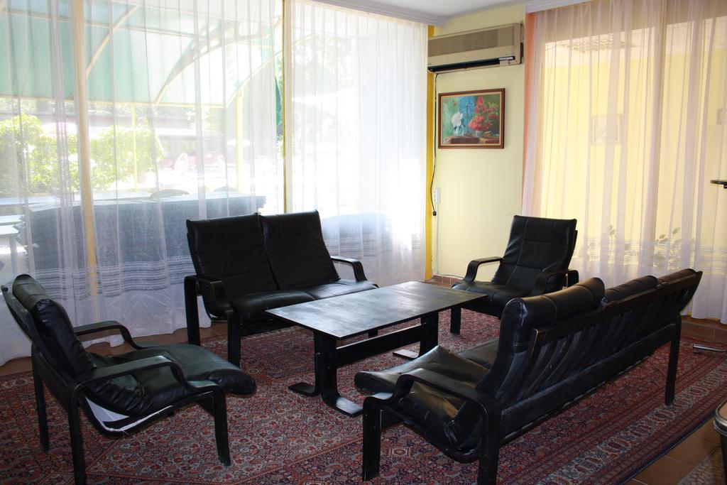 גולדן סנדס Hotel Varshava מראה חיצוני תמונה